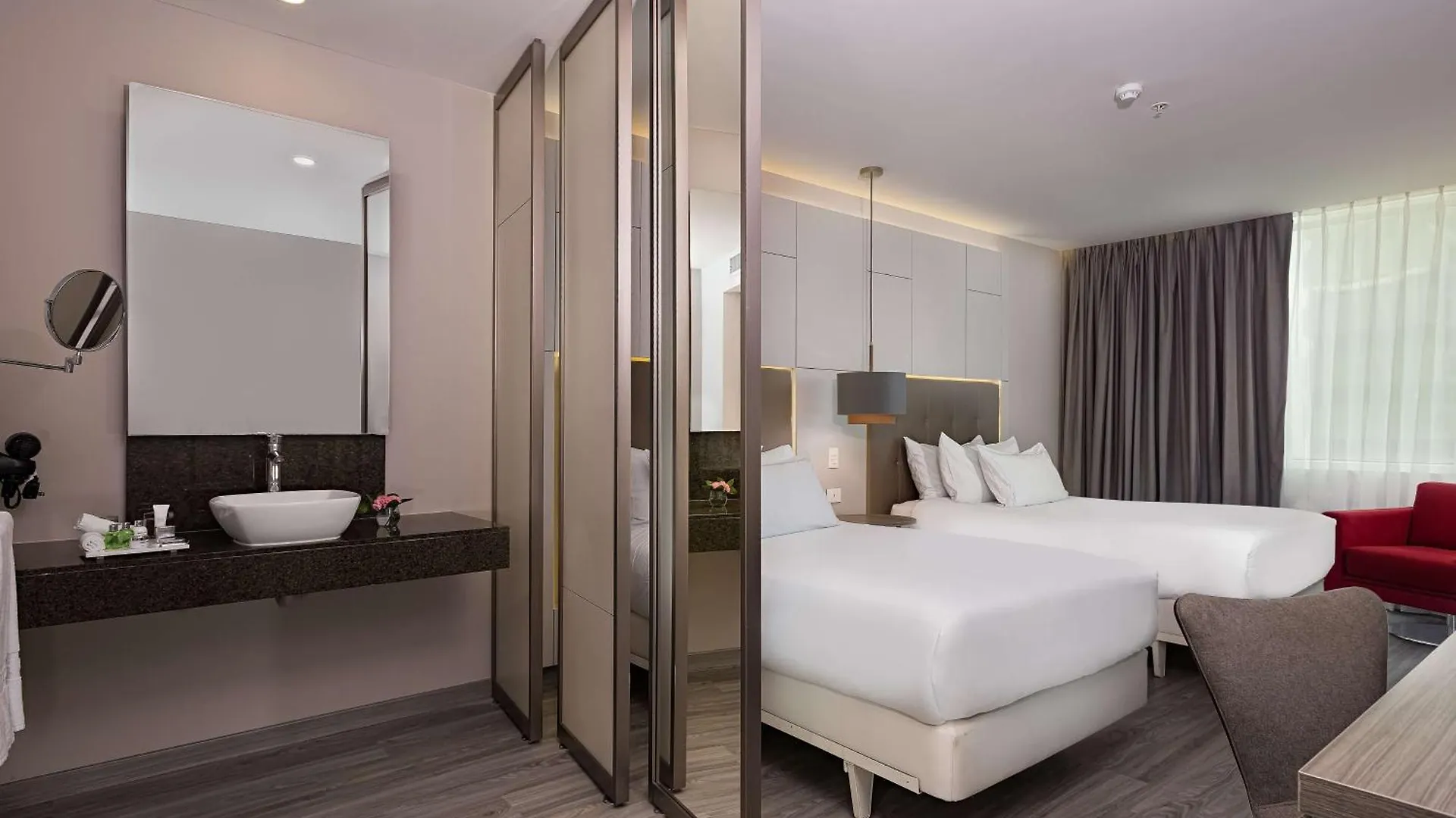 Nh Collection Medellin Royal Hotel