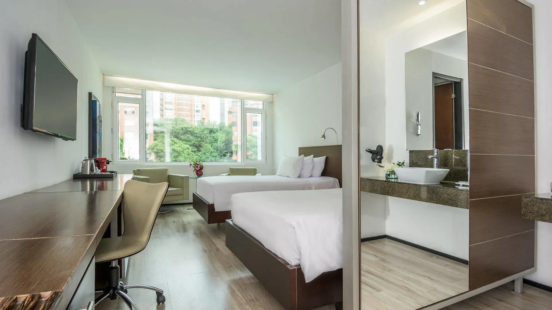 Nh Collection Medellin Royal Hotel 5*,
